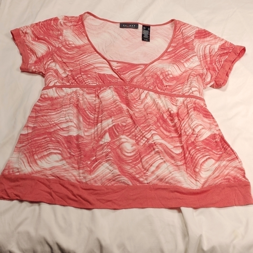Axcess women's 1/4 sleeved coral colored top size XL